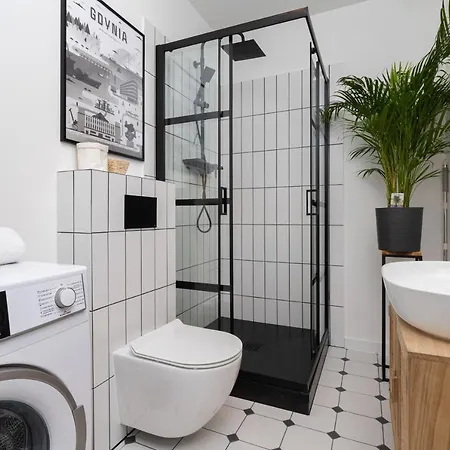 Awanport Estate By Renters Apartman