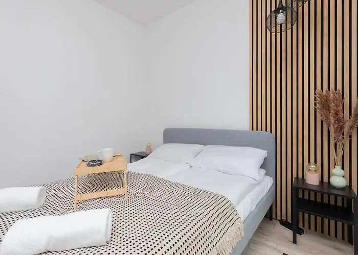 Awanport Estate By Renters