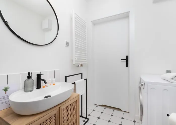 Awanport Estate By Renters דירה